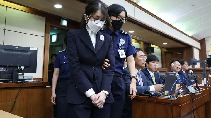 Former South Korean First Lady Kim Keon Hee Jailed for Seven Years in Major Bribery Scandal