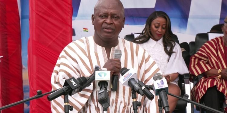 Transport Minister Urges Airlines to Cut Airfares After Duty Waivers